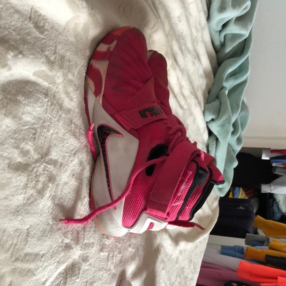 all pink lebrons